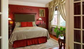 Lilac Room